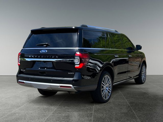 Vehicle image 4 of 39