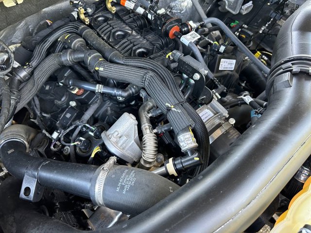 Vehicle image 29 of 39