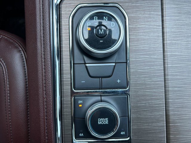 Vehicle image 37 of 39