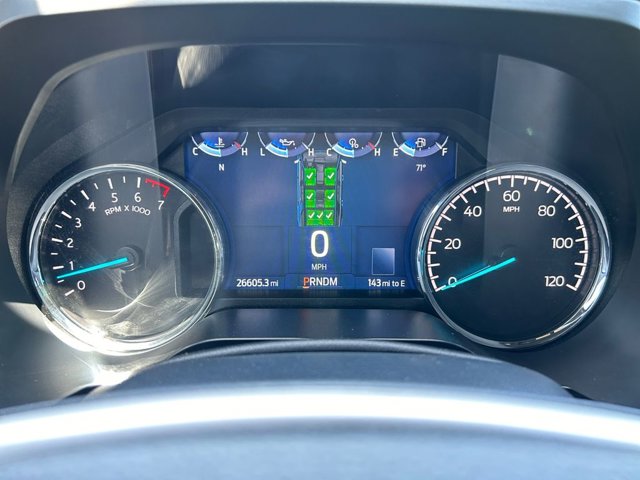 Vehicle image 15 of 39