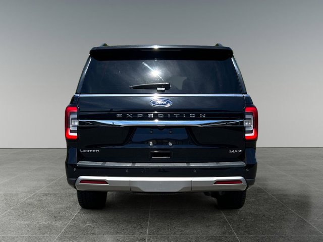 Vehicle image 5 of 39