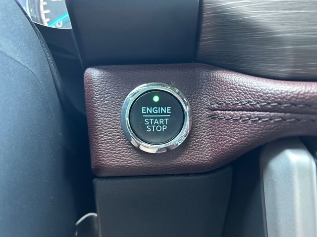 Vehicle image 36 of 39