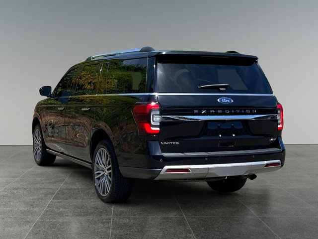 Vehicle image 6 of 39