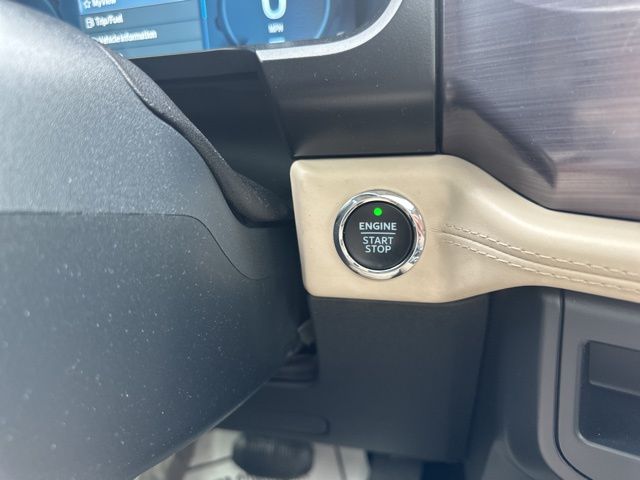 Vehicle image 59 of 64