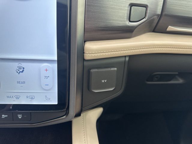 Vehicle image 45 of 64