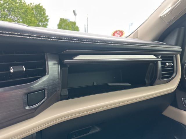 Vehicle image 47 of 64