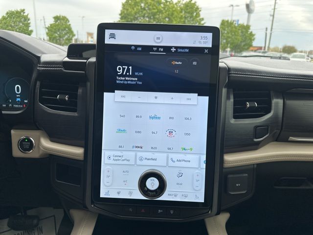 Vehicle image 40 of 64