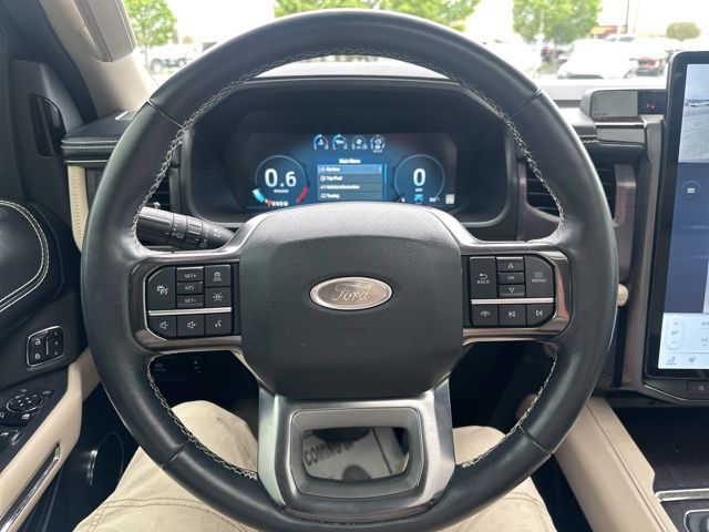 Vehicle image 60 of 64
