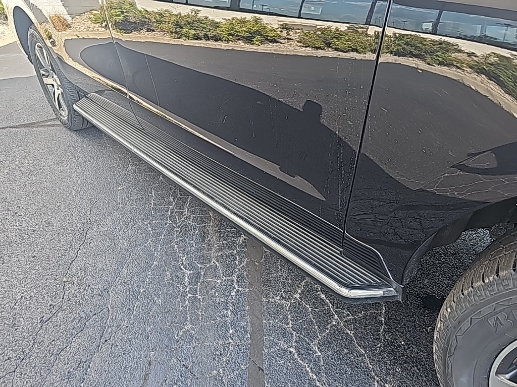 Vehicle image 31 of 32