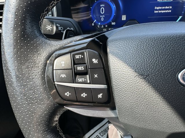Vehicle image 22 of 28