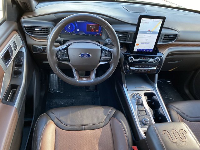 Vehicle image 16 of 54