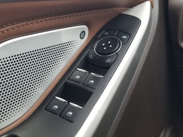 Vehicle image 41 of 54