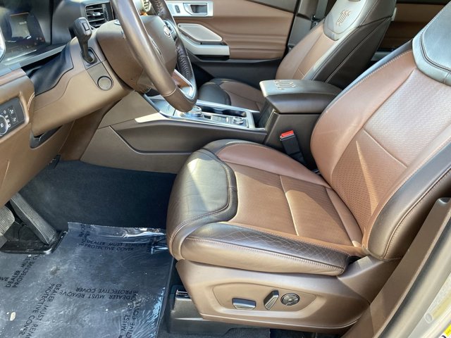 Vehicle image 18 of 54
