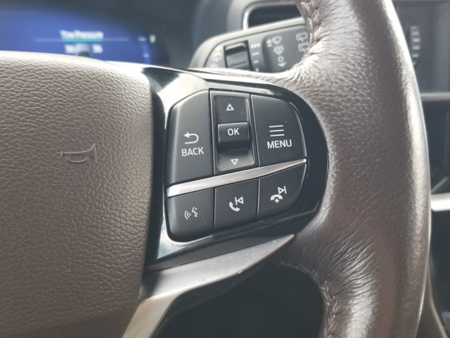 Vehicle image 43 of 54