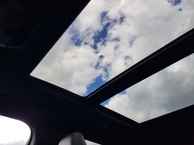 Vehicle image 47 of 54