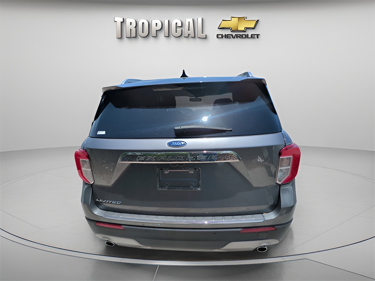 Vehicle image 38 of 39