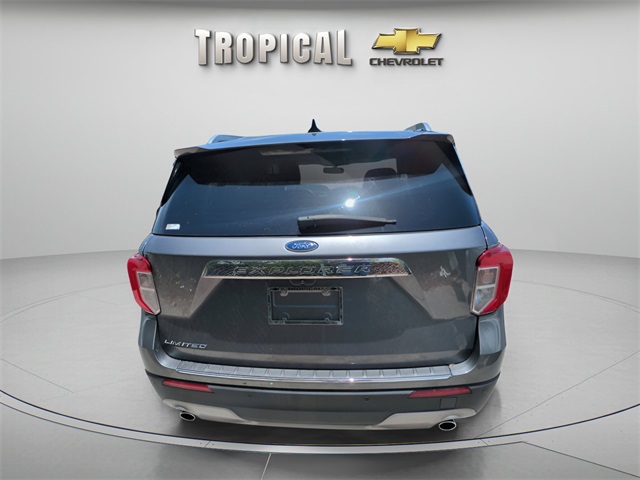 Vehicle image 5 of 39