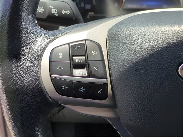 Vehicle image 23 of 39