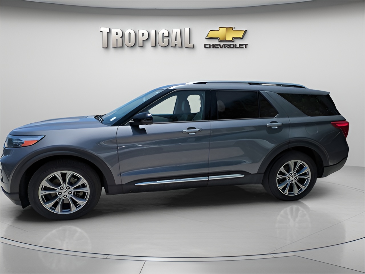 Vehicle image 35 of 39