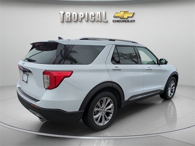 Vehicle image 5 of 35