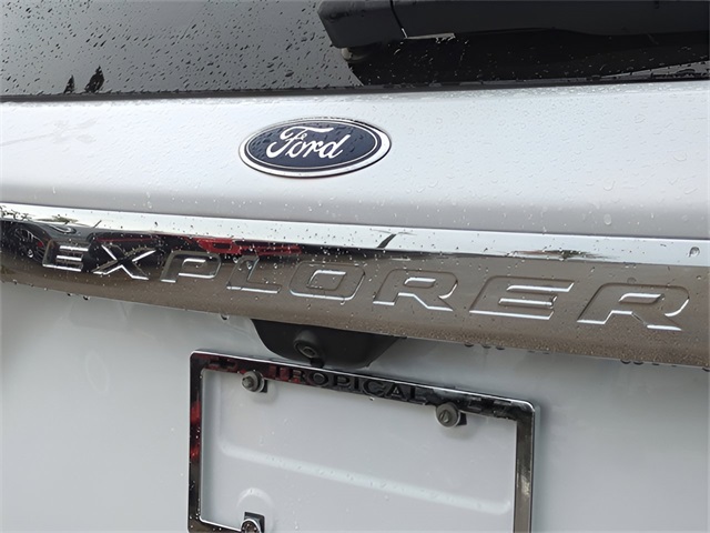 Vehicle image 35 of 35