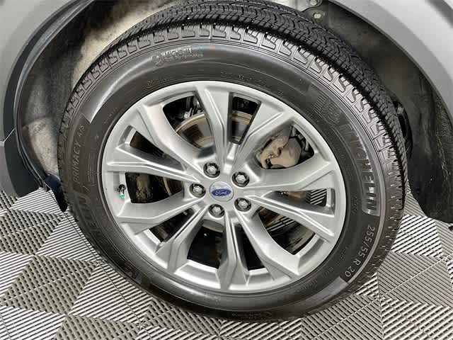 Vehicle image 37 of 38