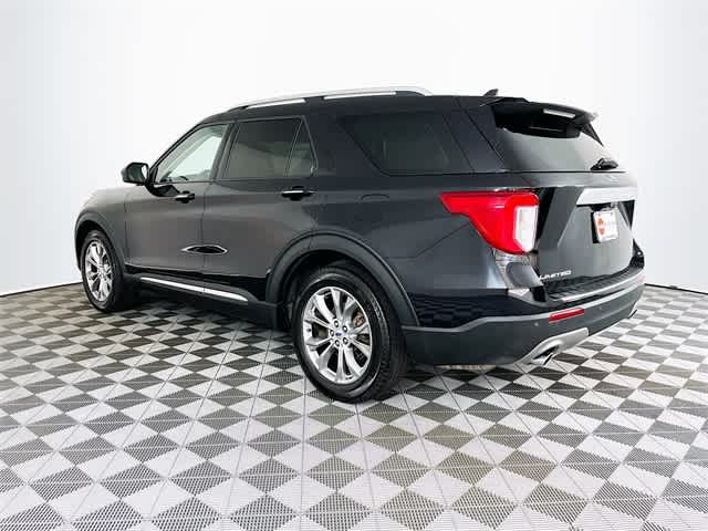 Vehicle image 8 of 38