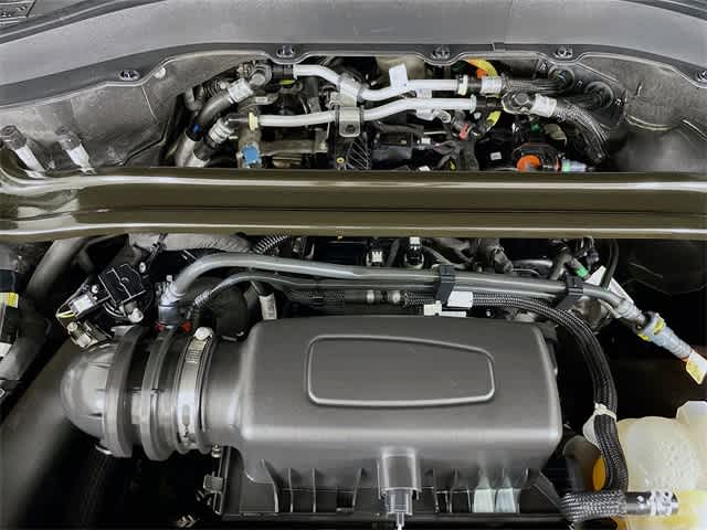 Vehicle image 36 of 38
