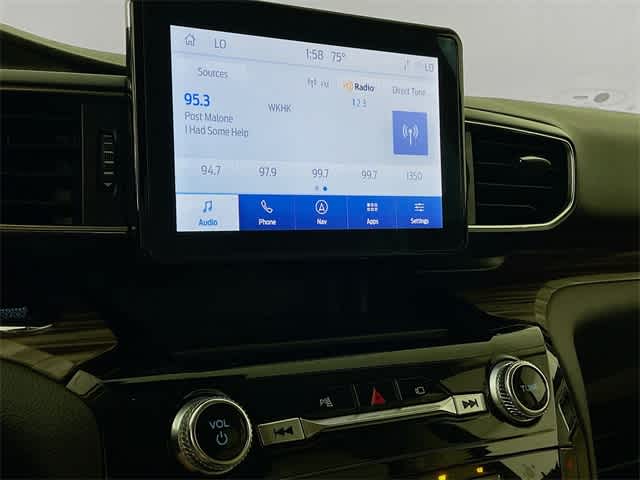 Vehicle image 19 of 38