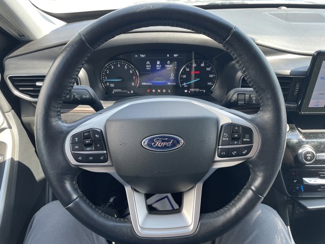 Vehicle image 29 of 32