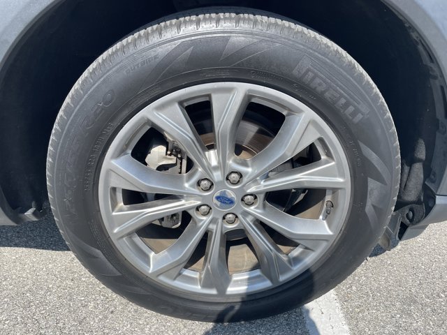 Vehicle image 9 of 32