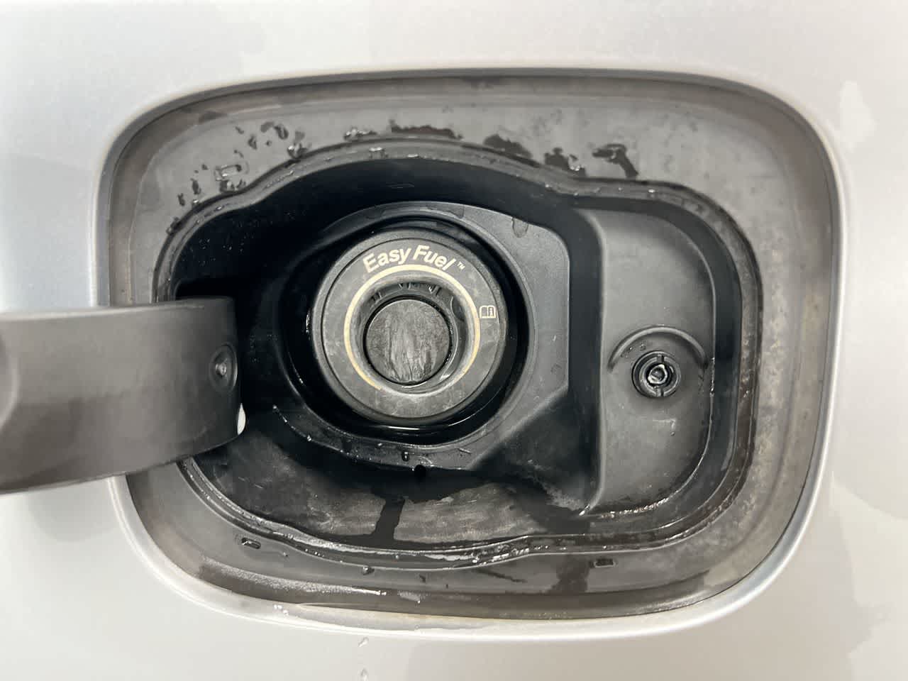 Vehicle image 15 of 19