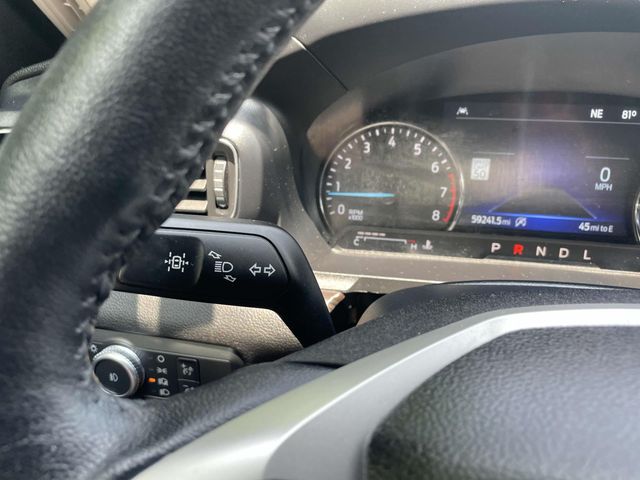 Vehicle image 35 of 43