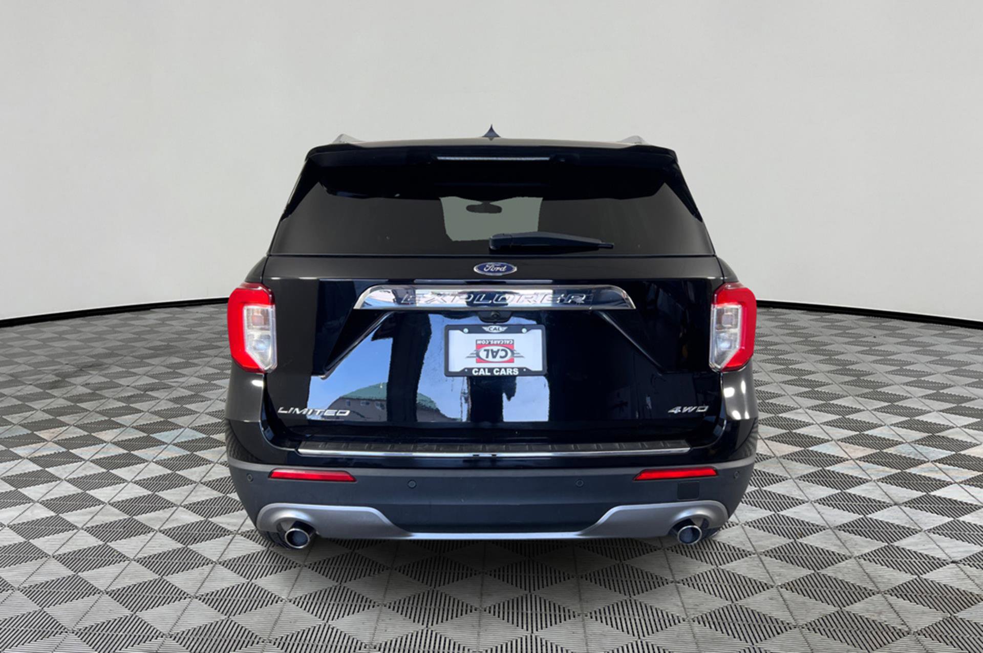 Vehicle image 5 of 27
