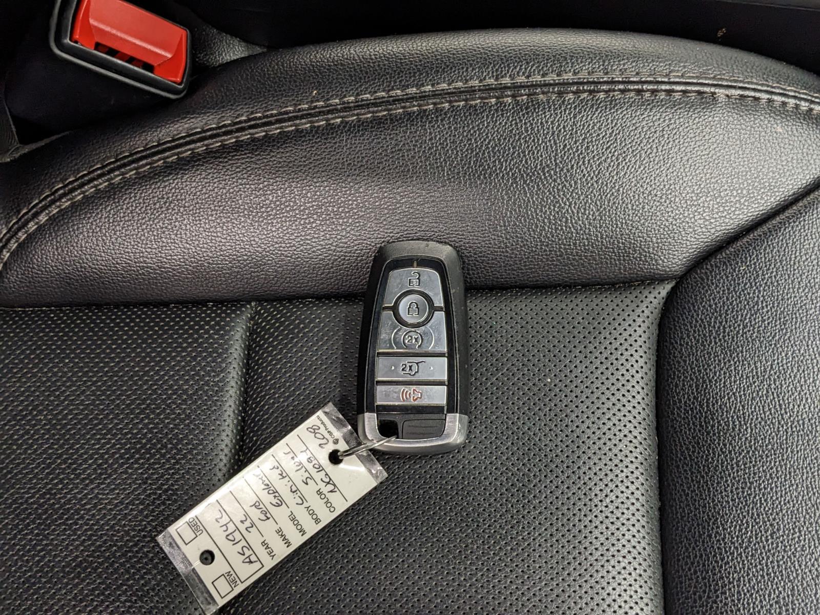 Vehicle image 22 of 40