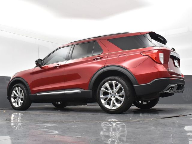 Vehicle image 28 of 63