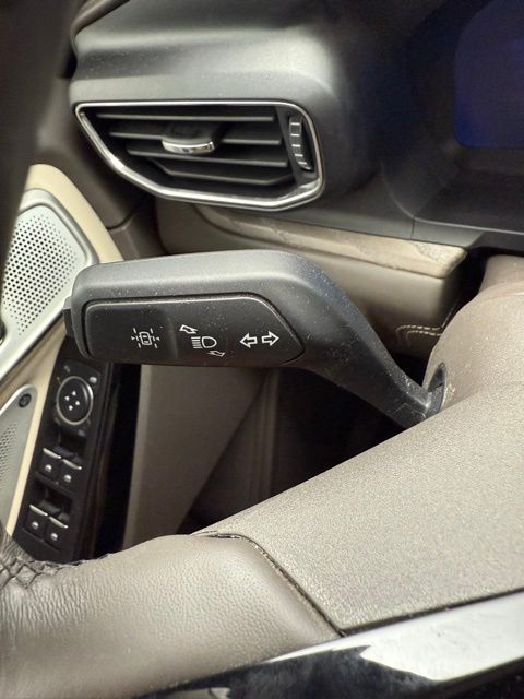 Vehicle image 46 of 63
