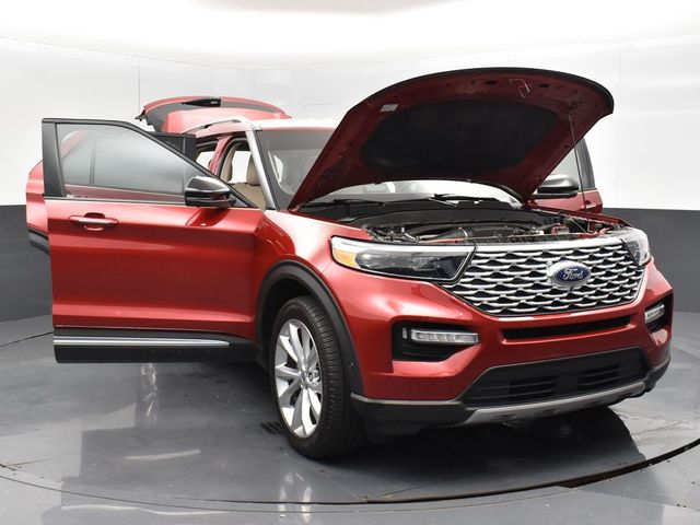Vehicle image 12 of 63