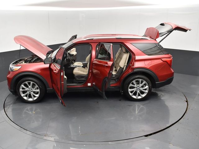 Vehicle image 34 of 63
