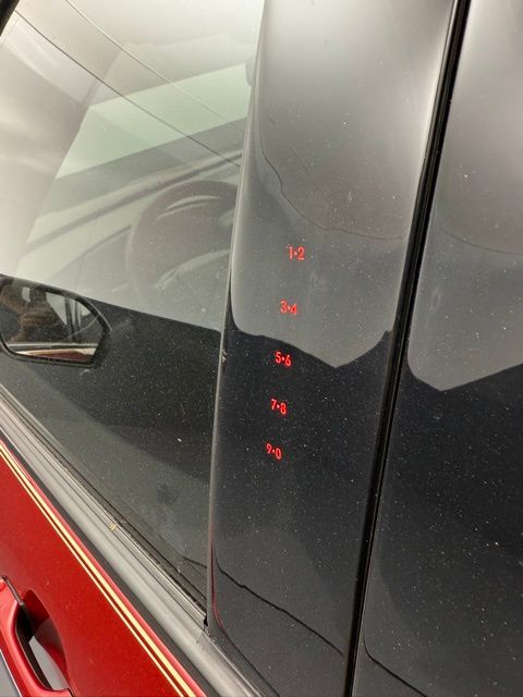Vehicle image 61 of 63