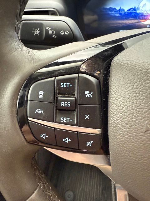 Vehicle image 54 of 63