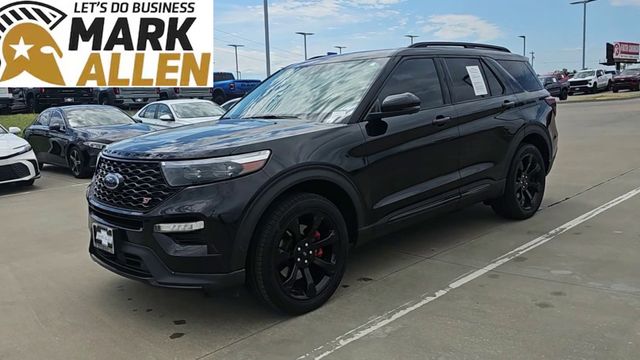 2022 Ford Explorer ST Image 1 of 35