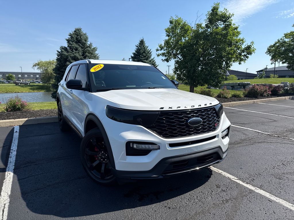 2022 Ford Explorer ST Image 1 of 37