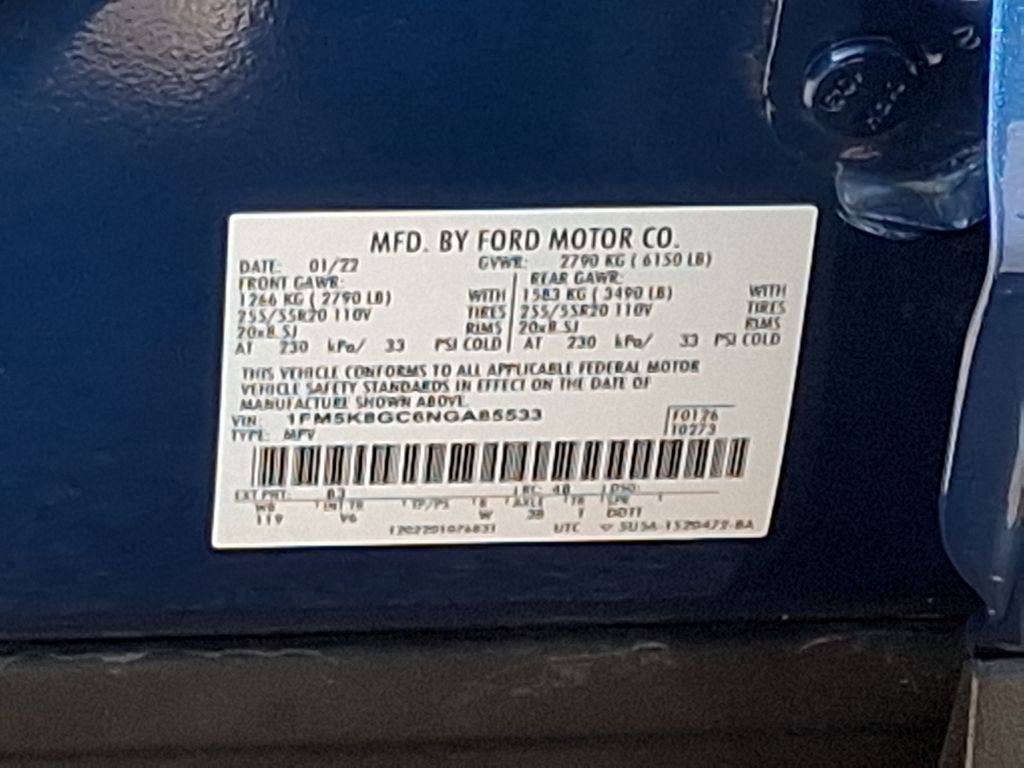 Vehicle image 23 of 33