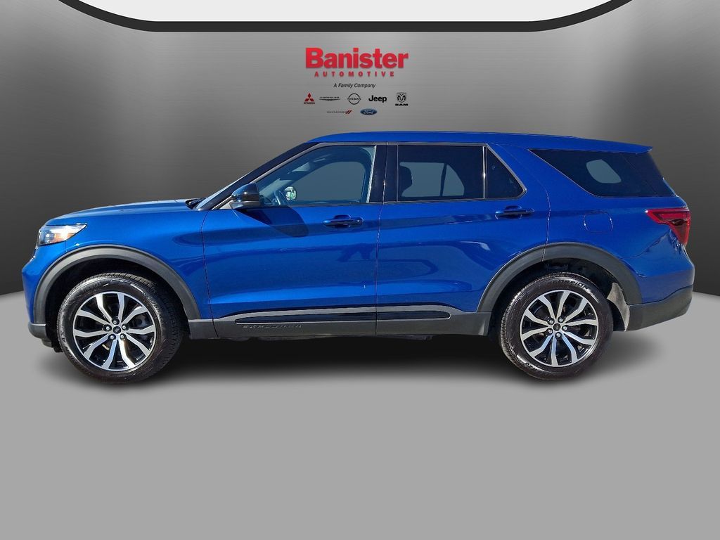 Vehicle image 7 of 33