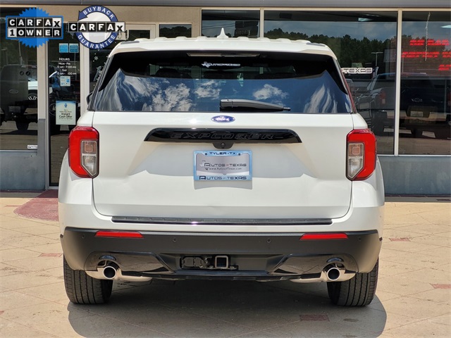 Vehicle image 5 of 44