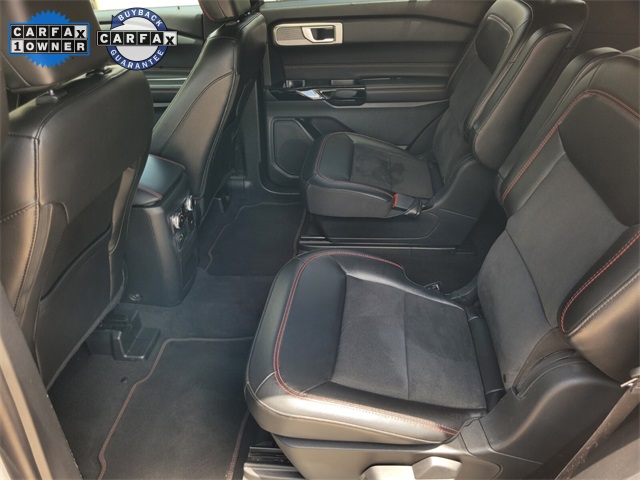 Vehicle image 11 of 44