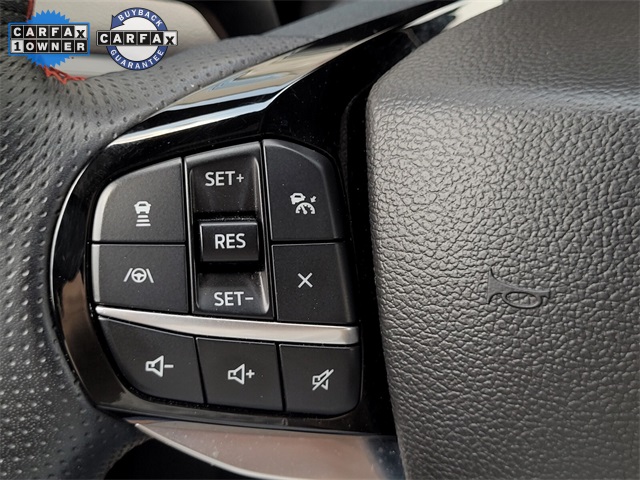 Vehicle image 29 of 44