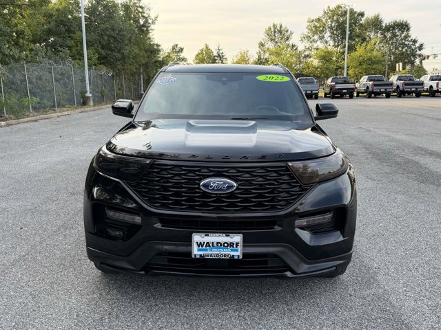 2022 Ford Explorer ST-Line Image 3 of 34