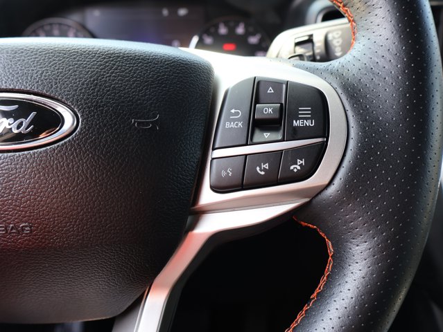 Vehicle image 39 of 47